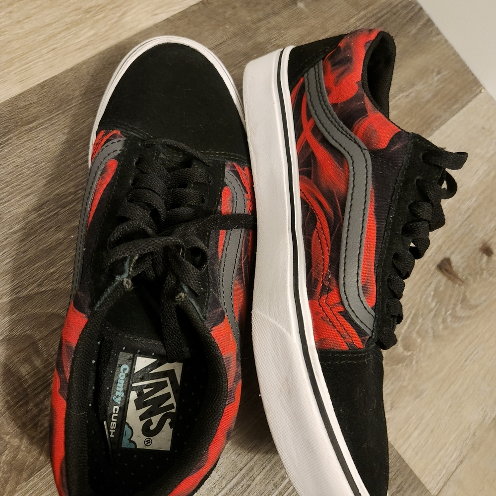 Vans Old Skool Flame Print Sneakers, Black Red, Women 8.5 Men 7
